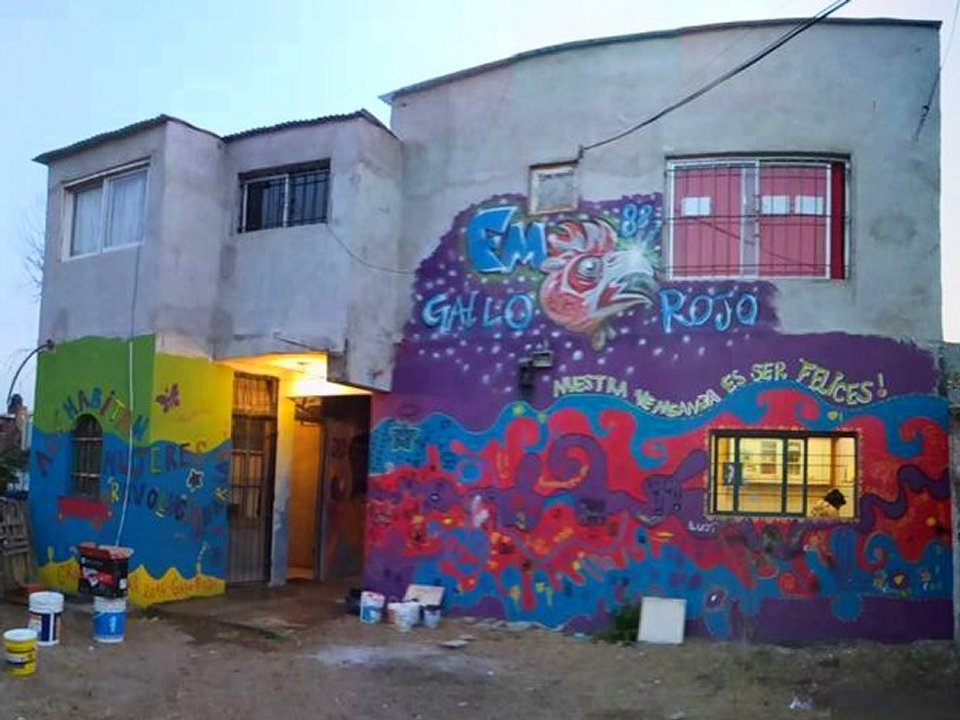 Centro Comunitario Gallo Rojo